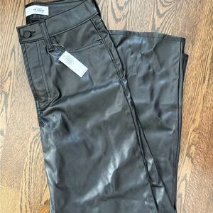 NWT Old Navy High Rise OG loose faux leather pant
